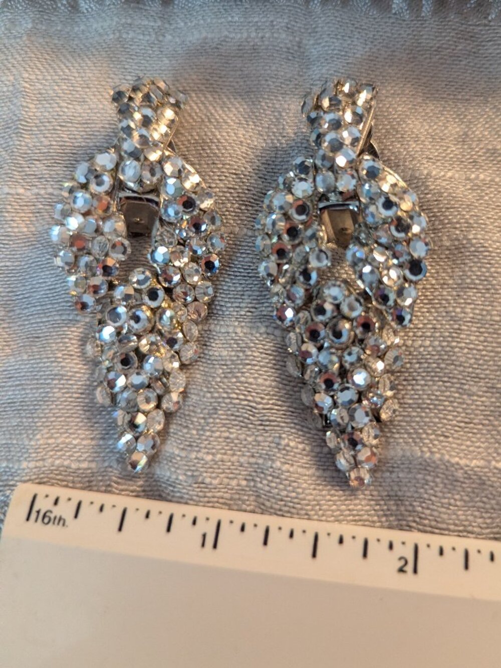 Elegant Vintage Rhinestone Clip-on Earrings